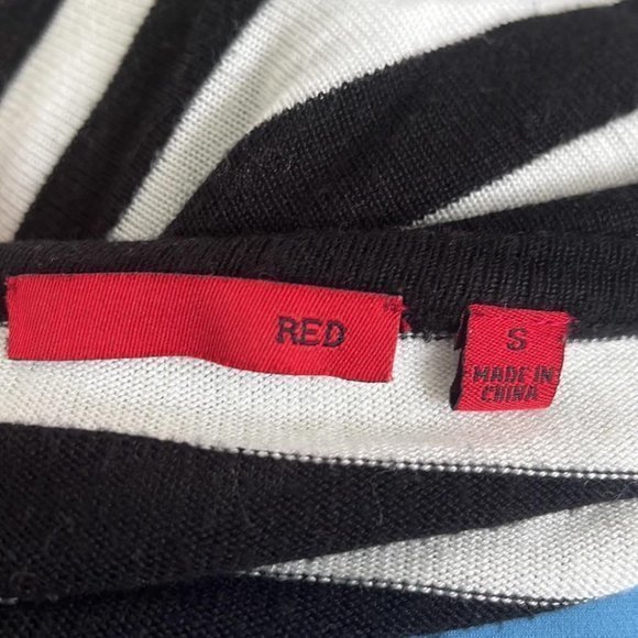 RED label brand striped sweater top - Picture 6 of 6